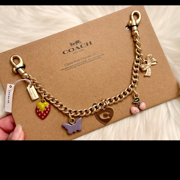 Coach Gold Motif Extension Swagger Chain With Charms - Picture 4 of 7